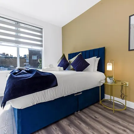 Lovely Two Bedroom With Ensuite Bathrooms London Exterior photo